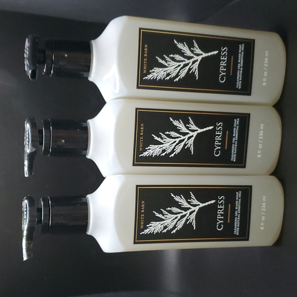 2pc Bath & Body Works Cypress Cleansing Gel Hand Soap --New! - Picture 1 of 1